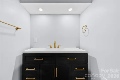 841 Mcarthur Avenue Charlotte NC 28206