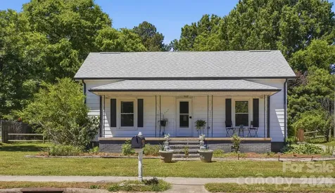 30 Selma Drive Mooresville NC 28115