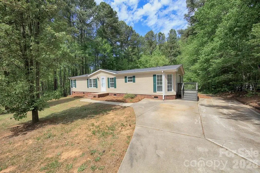 223 Ridge Creek Drive Troutman NC 28166