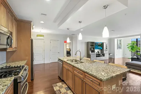 222 S Caldwell Street Charlotte NC 28202
