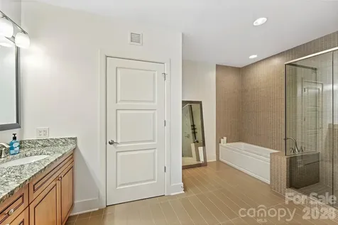 222 S Caldwell Street Charlotte NC 28202