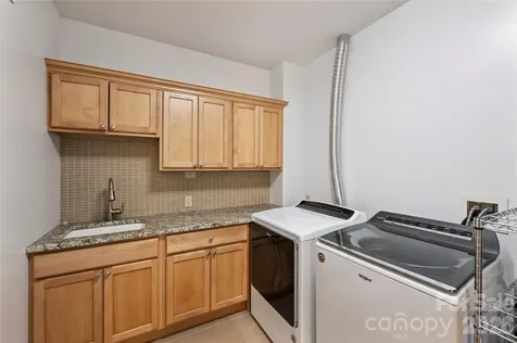 222 S Caldwell Street Charlotte NC 28202