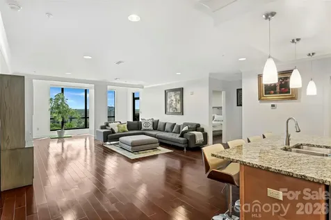 222 S Caldwell Street Charlotte NC 28202