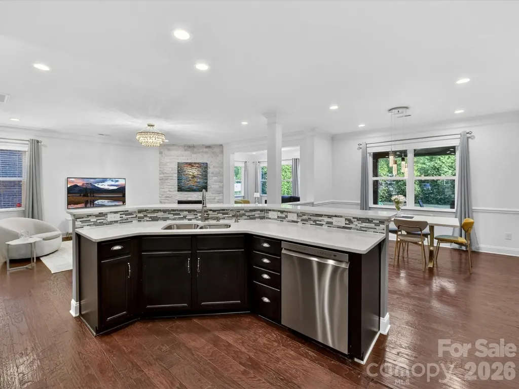 113 Hillandale Road Charlotte NC 28270