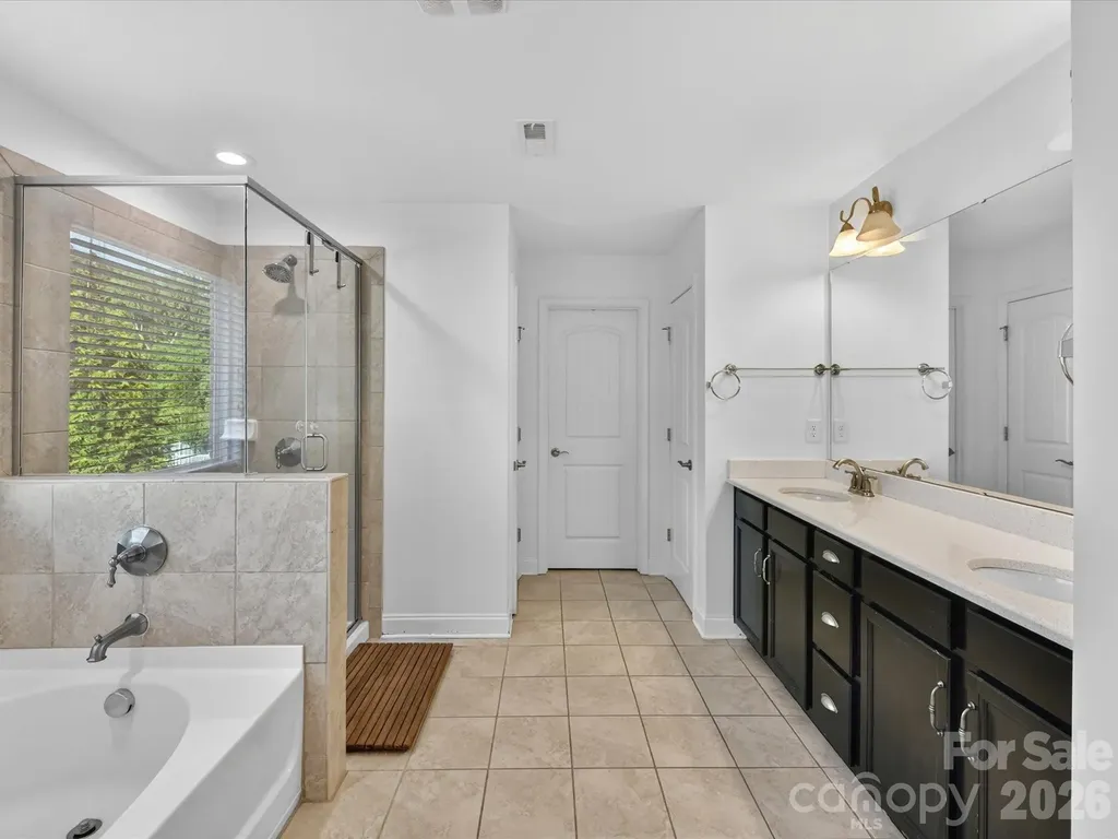 113 Hillandale Road Charlotte NC 28270