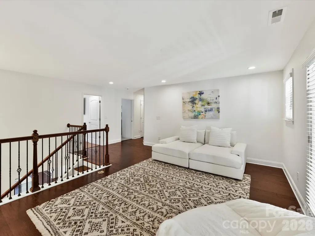 113 Hillandale Road Charlotte NC 28270