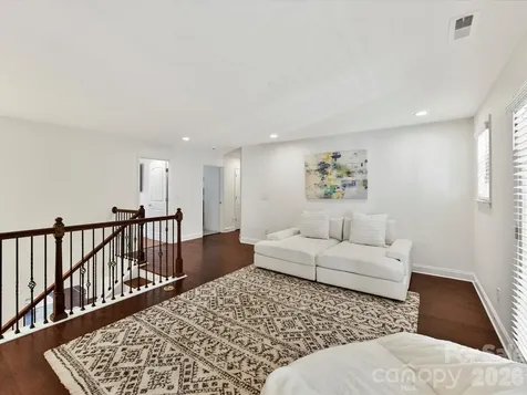 113 Hillandale Road Charlotte NC 28270