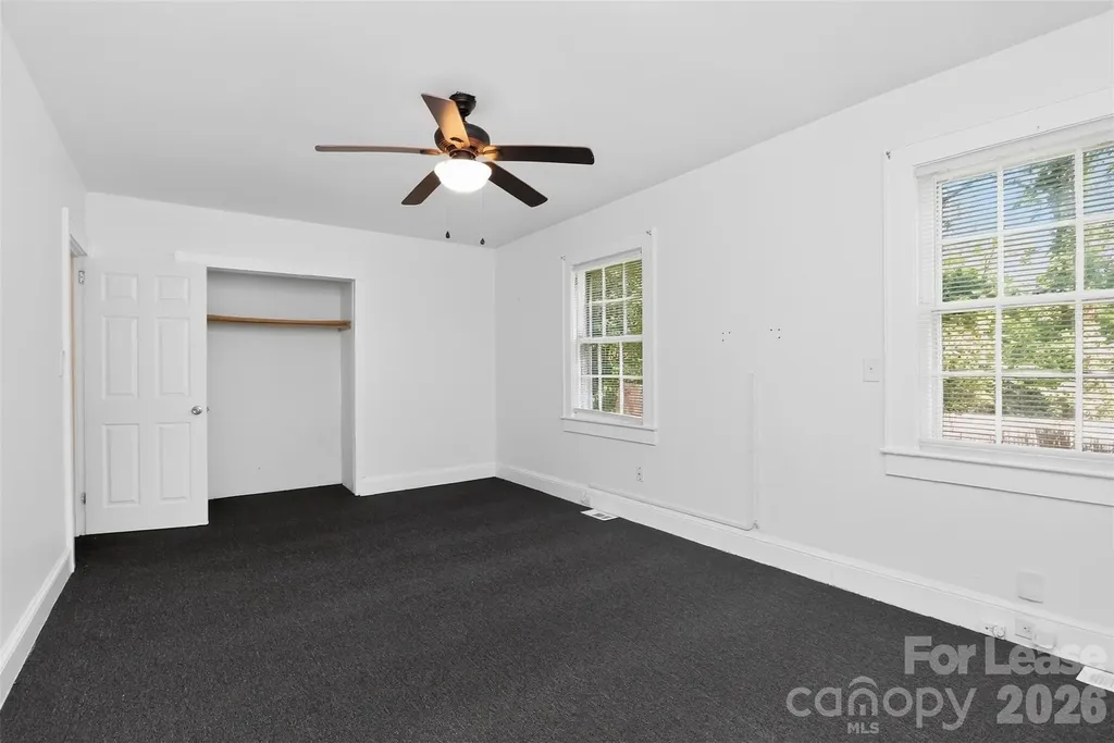 1952 Garibaldi Avenue Charlotte NC 28208