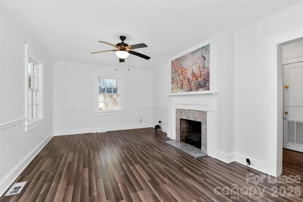 1952 Garibaldi Avenue Charlotte NC 28208
