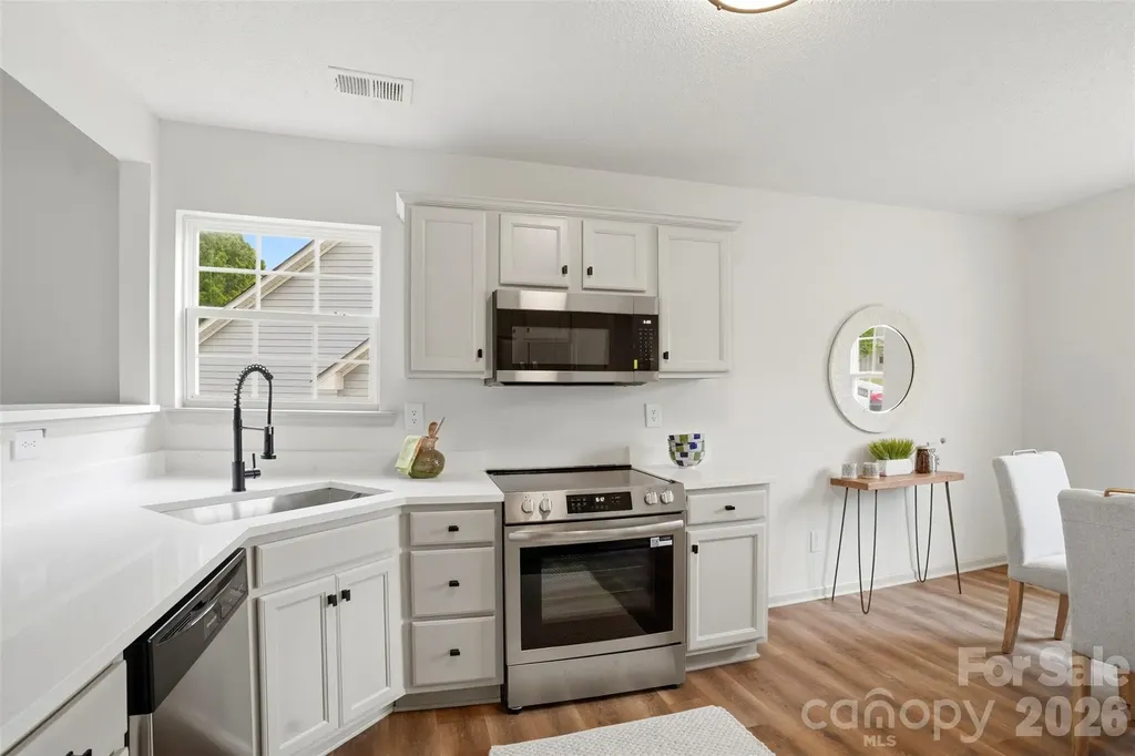 4228 Hey Rock Court Charlotte NC 28269