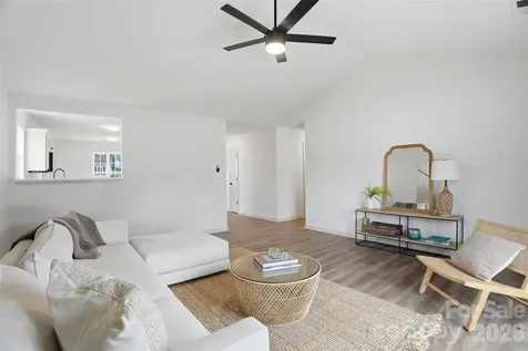 4228 Hey Rock Court Charlotte NC 28269