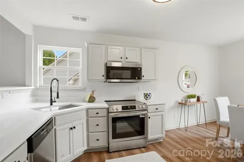 4228 Hey Rock Court Charlotte NC 28269