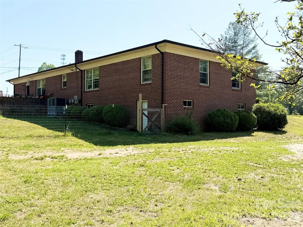 3162 Morganton Boulevard SW Lenoir NC 28645