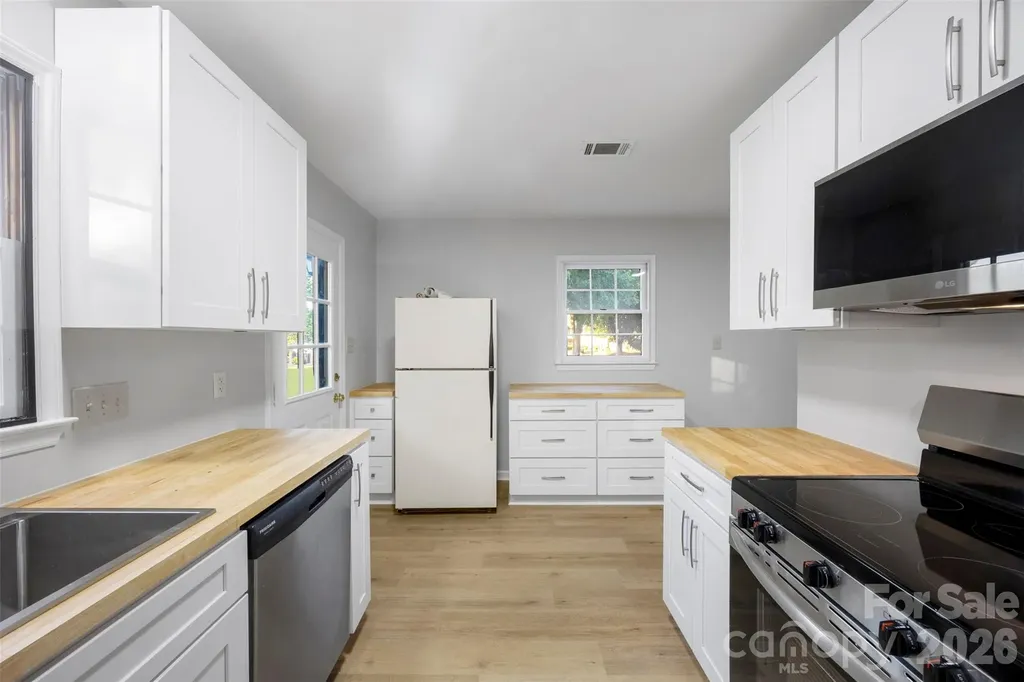 809 Jamestown Drive Gastonia NC 28056