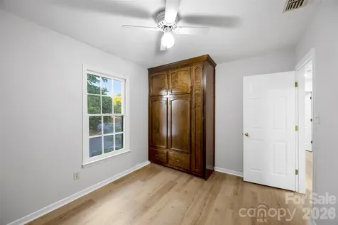 809 Jamestown Drive Gastonia NC 28056
