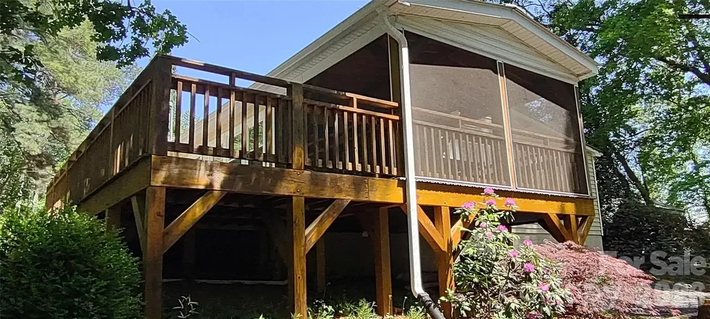 769 Dennis Road Troy NC 27371