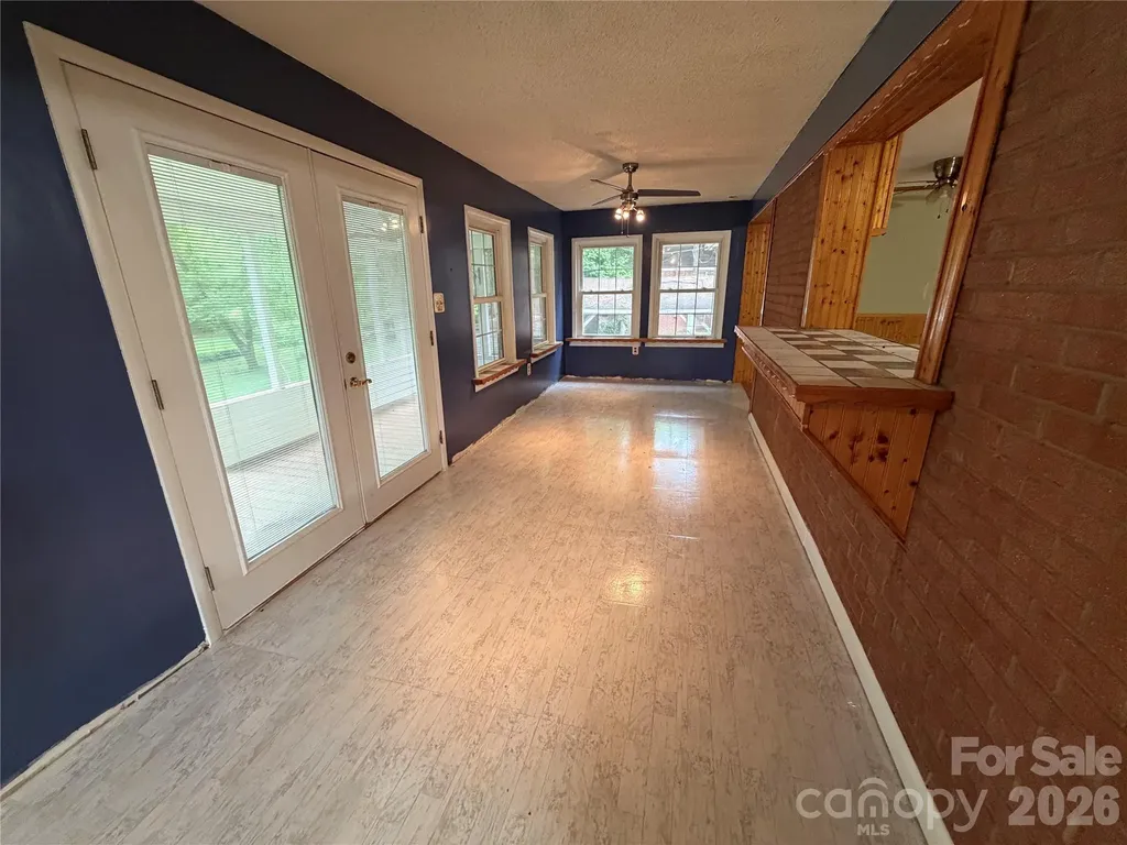 1044 Meadowbrook Lane Newton NC 28658