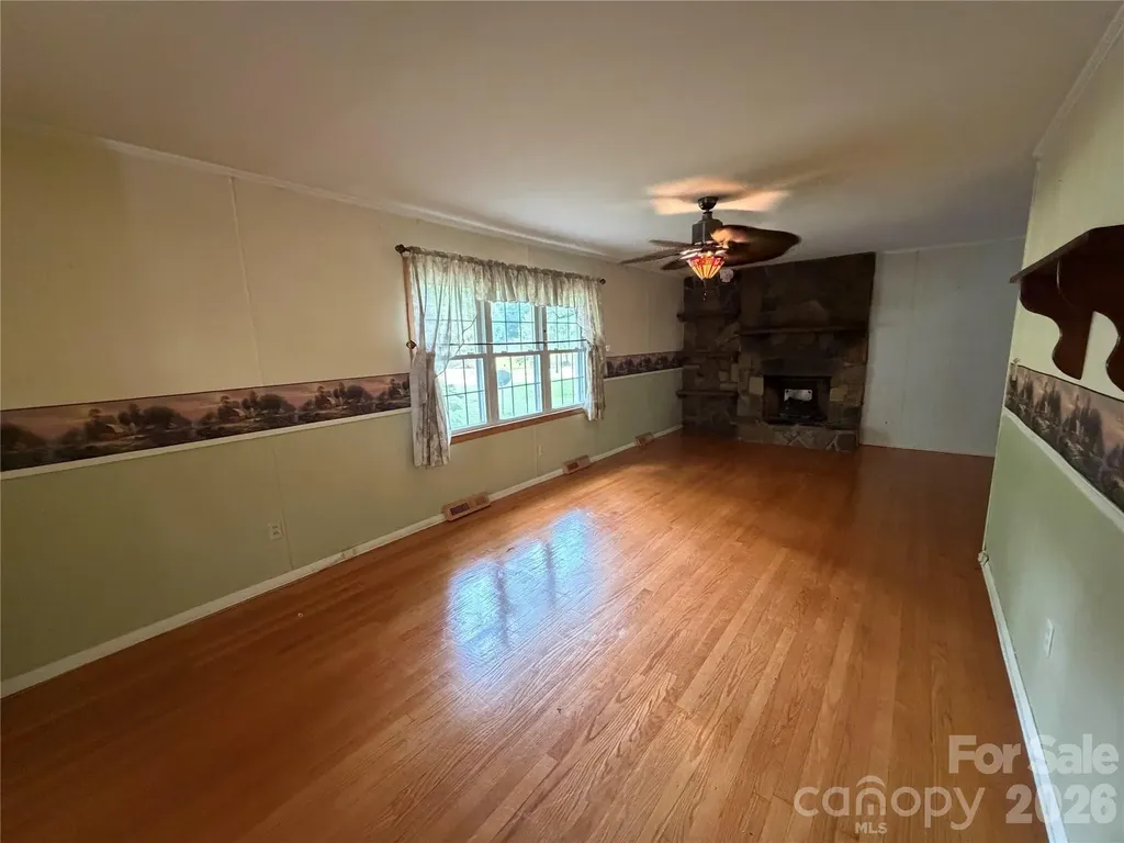 1044 Meadowbrook Lane Newton NC 28658
