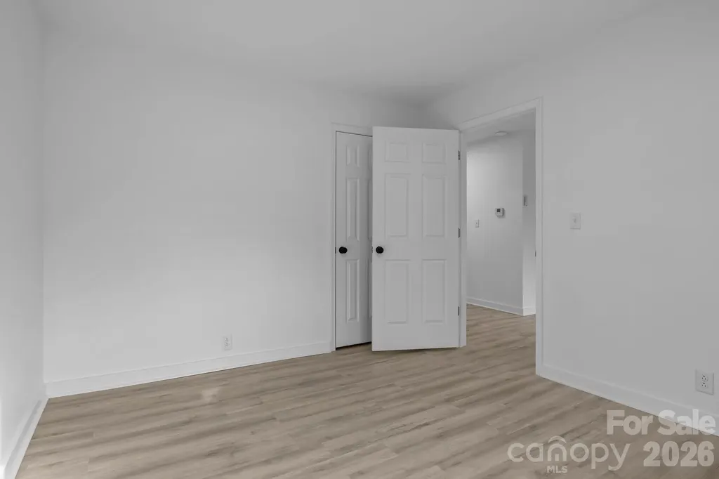 621 E Sharpe Street E Statesville NC 28677