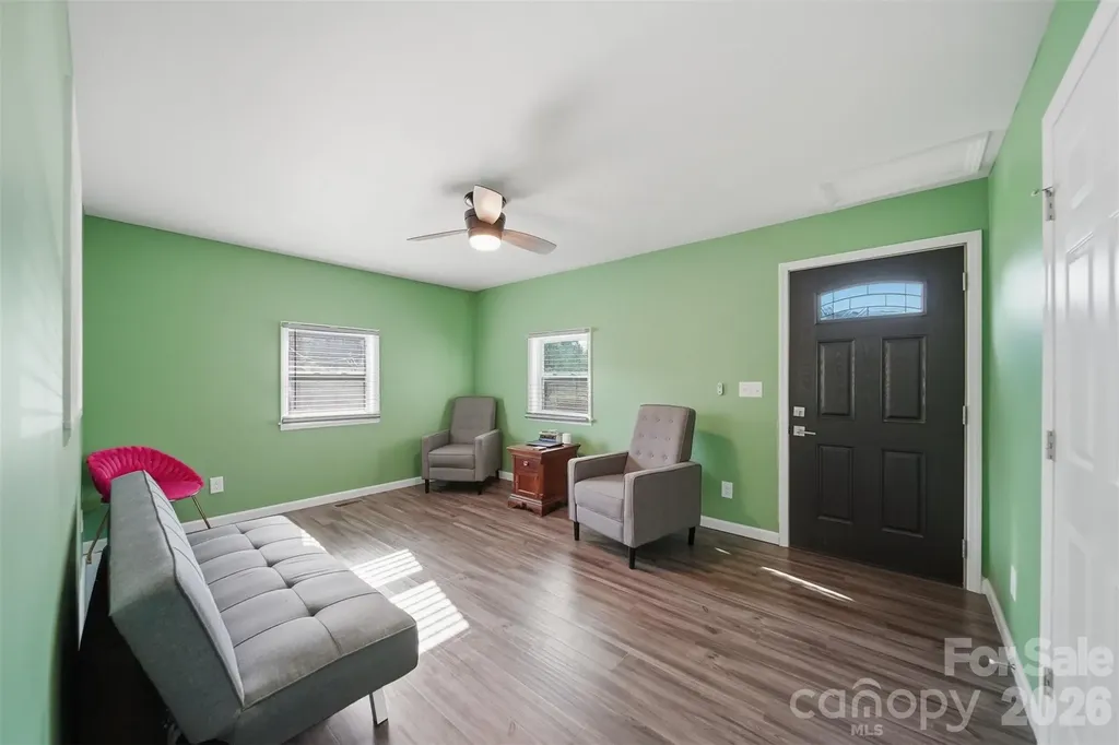 1745 26th Street NE Hickory NC 28601