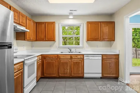 114 Hawks Nest Drive Fletcher NC 28732