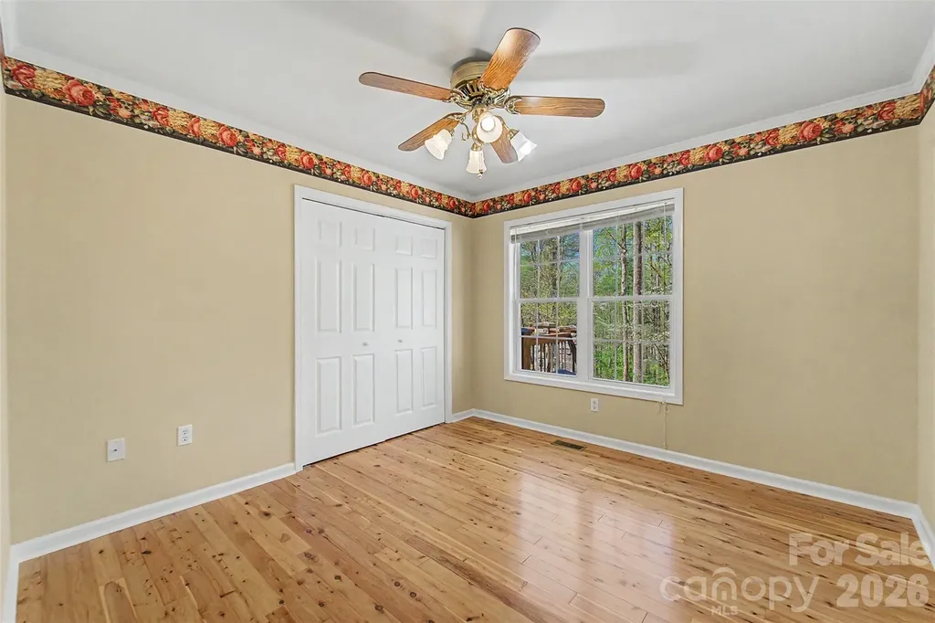 605 Toy Cove Road Sylva NC 28779