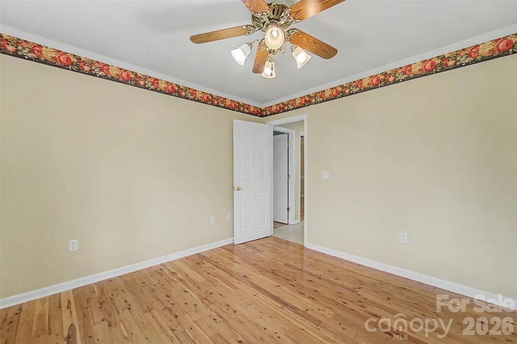 605 Toy Cove Road Sylva NC 28779