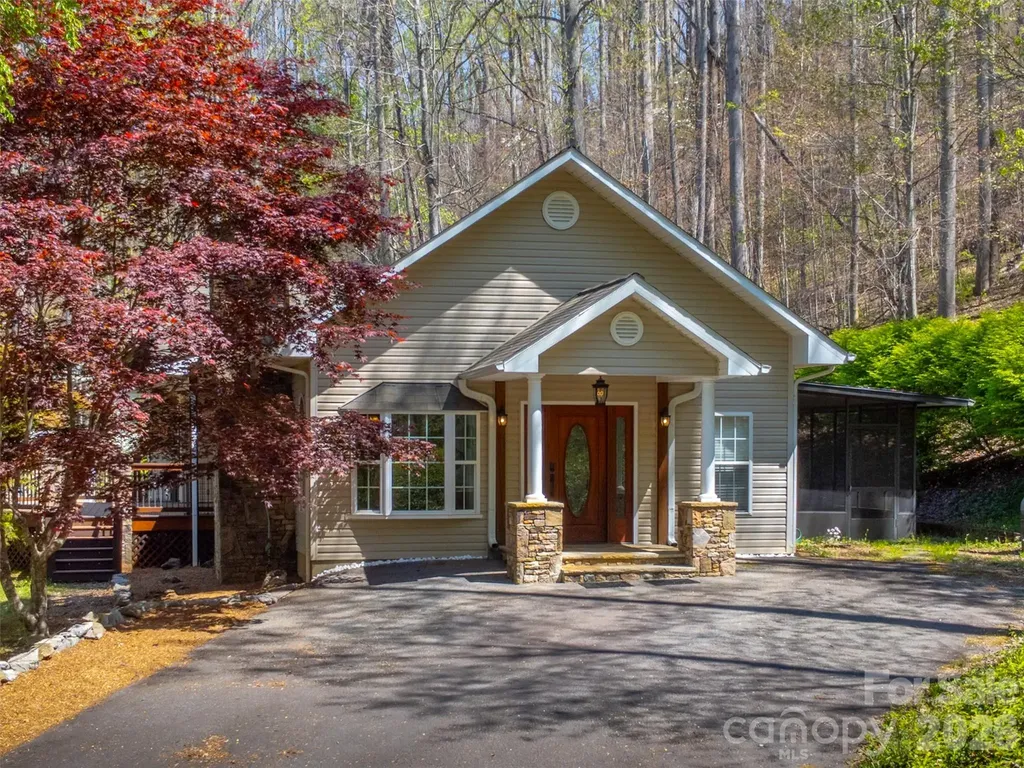 605 Toy Cove Road Sylva NC 28779