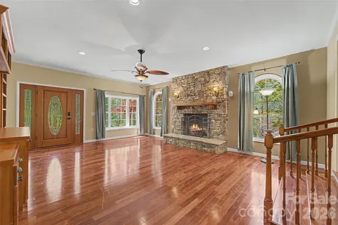 605 Toy Cove Road Sylva NC 28779