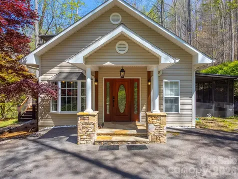 605 Toy Cove Road Sylva NC 28779