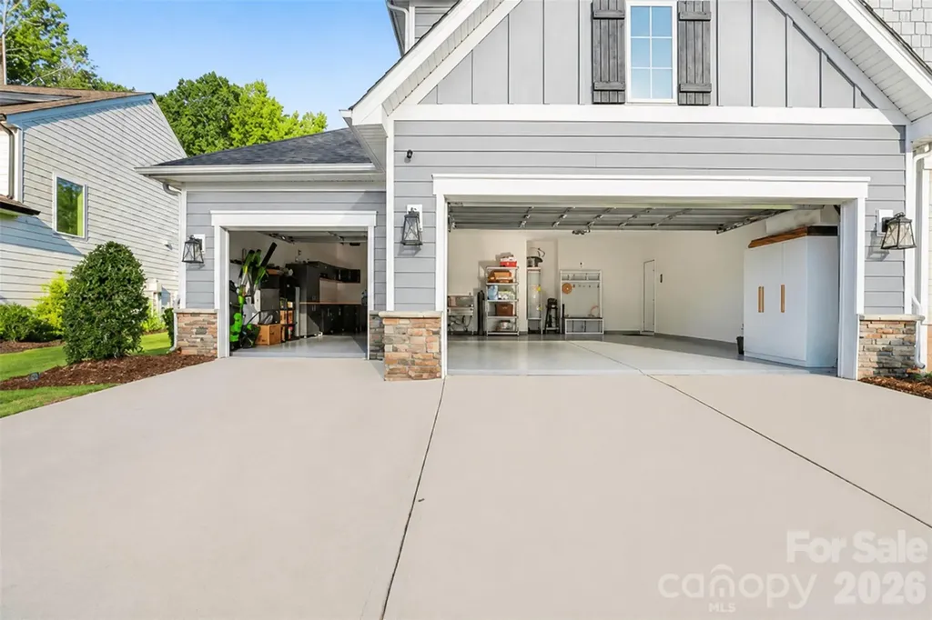 6043 Jepson Court Charlotte NC 28214