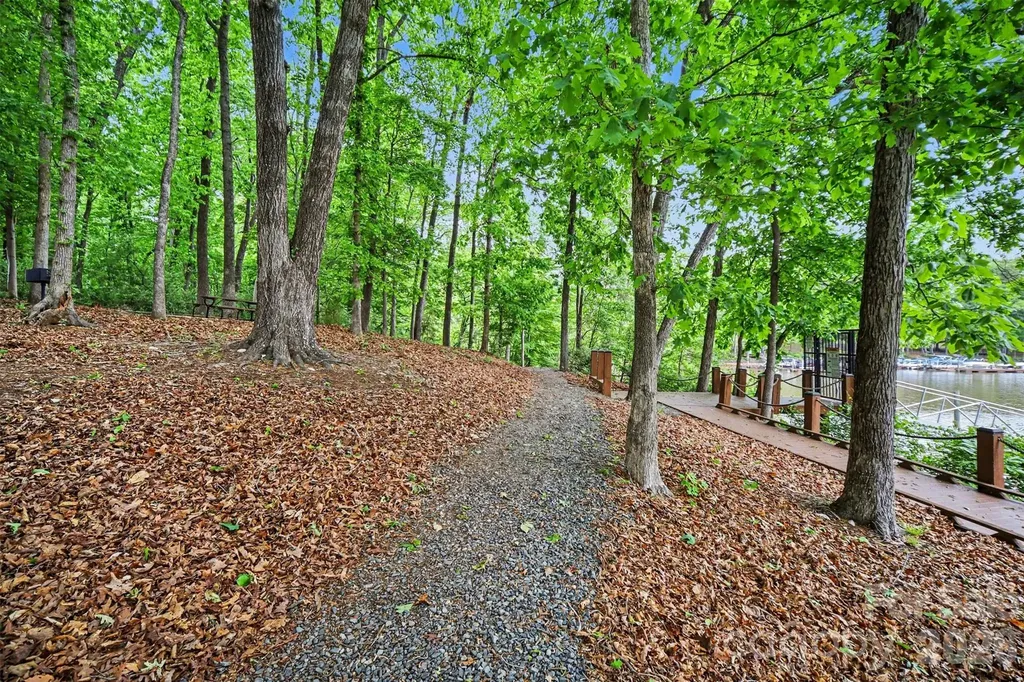6043 Jepson Court Charlotte NC 28214
