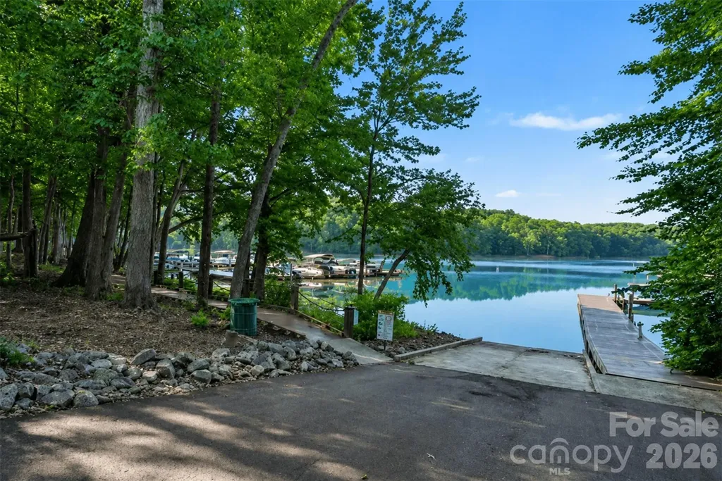 6043 Jepson Court Charlotte NC 28214