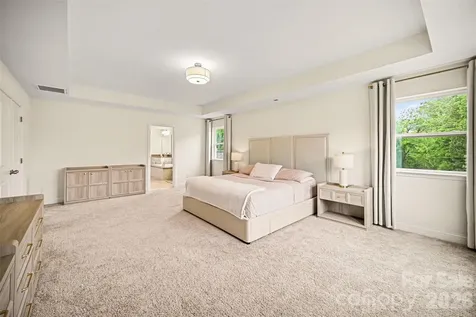 6043 Jepson Court Charlotte NC 28214