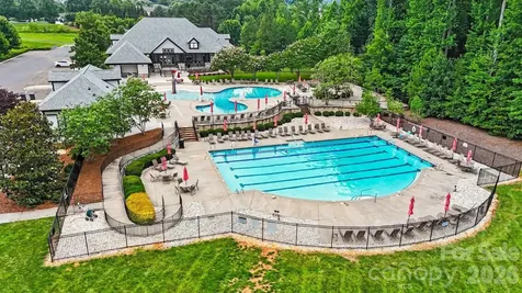 6043 Jepson Court Charlotte NC 28214