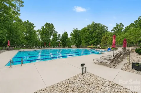 6043 Jepson Court Charlotte NC 28214