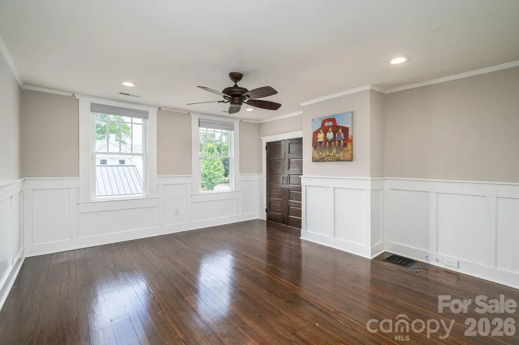 307 N Main Street Belmont NC 28012