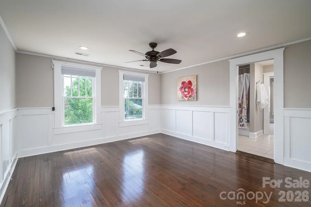 307 N Main Street Belmont NC 28012