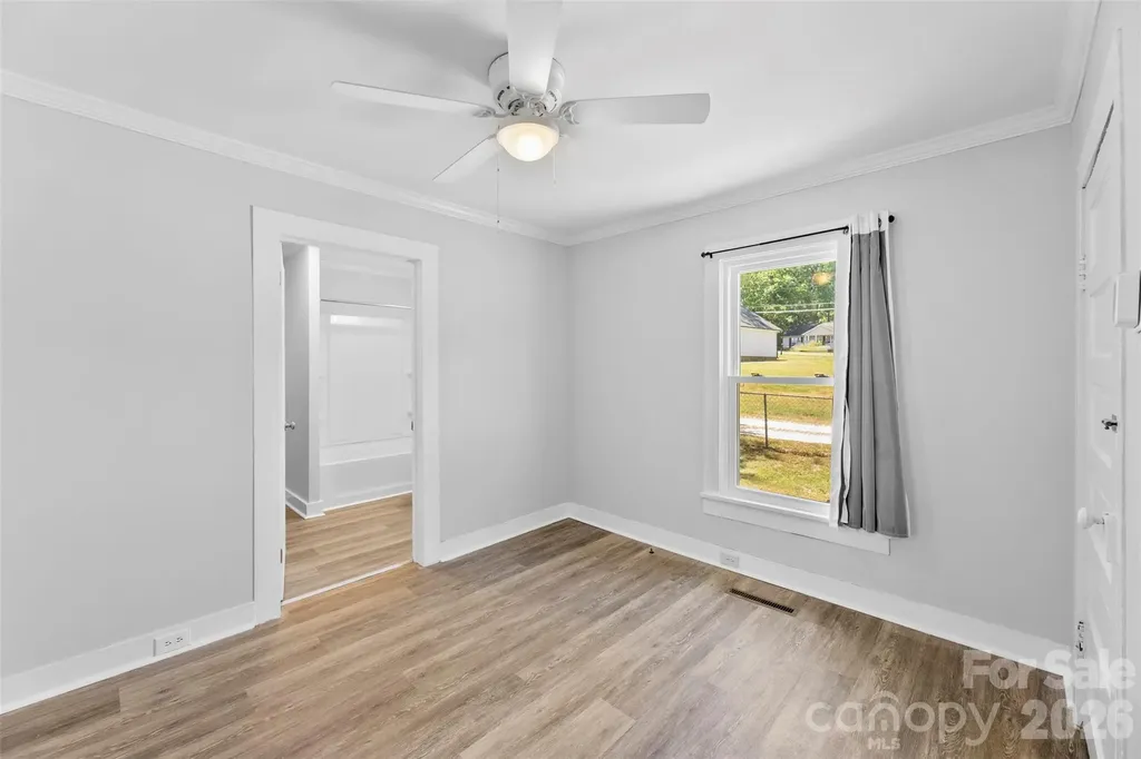 2504 Glenwood Street Kannapolis NC 28083
