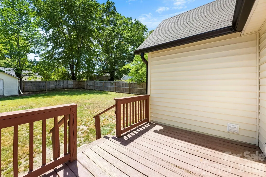 2504 Glenwood Street Kannapolis NC 28083