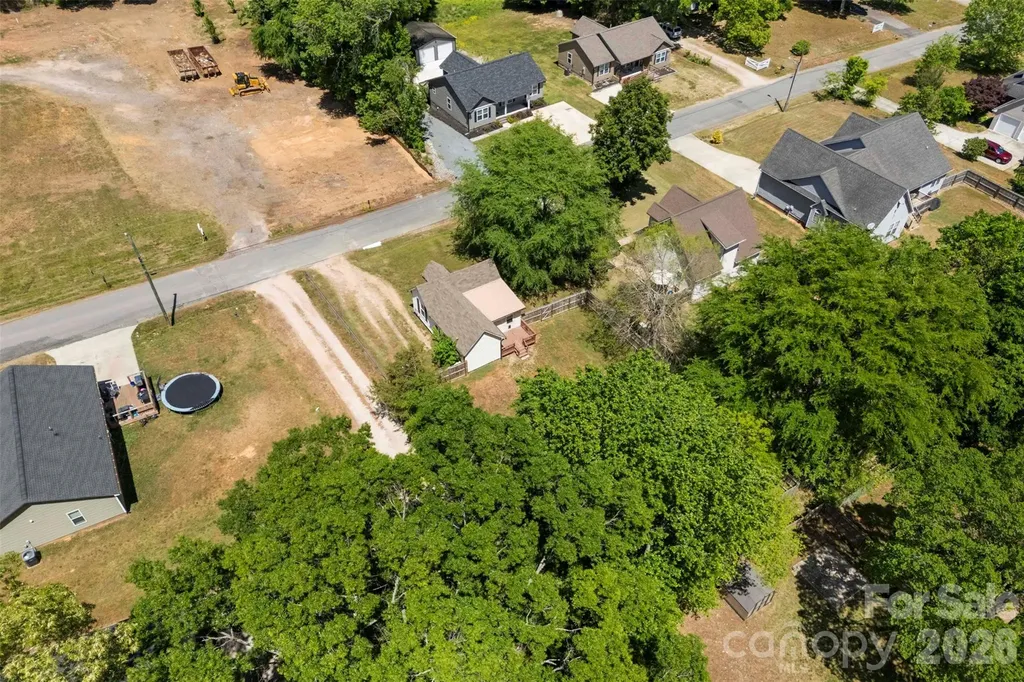 2504 Glenwood Street Kannapolis NC 28083