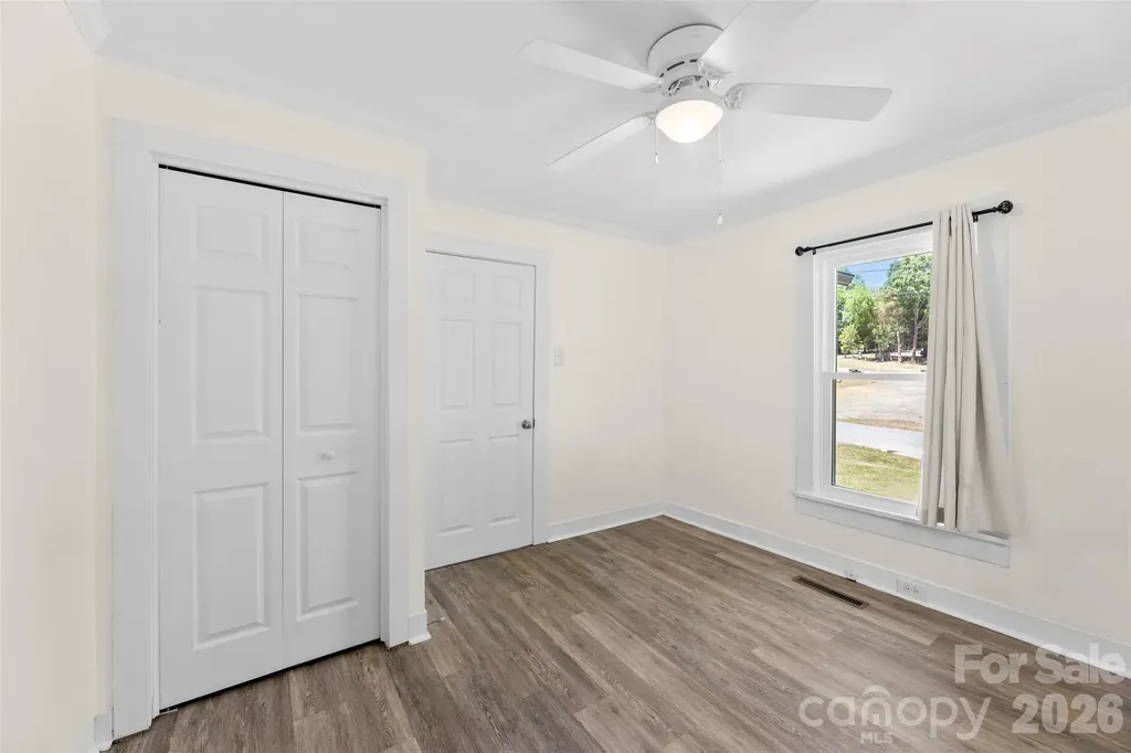 2504 Glenwood Street Kannapolis NC 28083