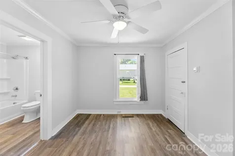 2504 Glenwood Street Kannapolis NC 28083