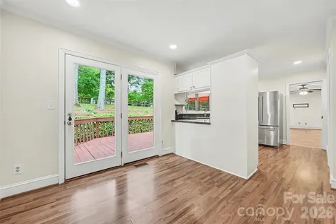 212 Rose Arbor Lane Matthews NC 28105