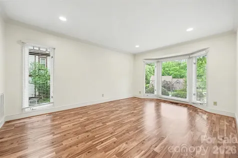 212 Rose Arbor Lane Matthews NC 28105