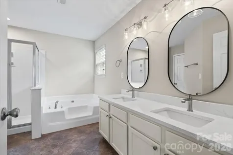 7934 Harbor Ridge Court Denver NC 28037