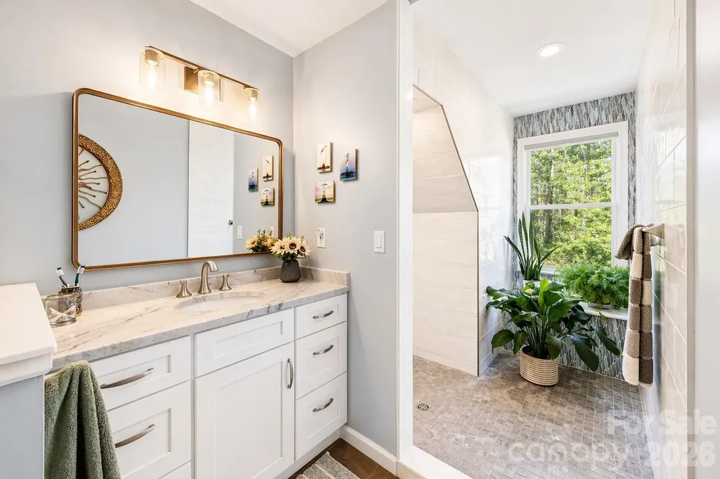 29 Blueberry Lane Fairview NC 28730