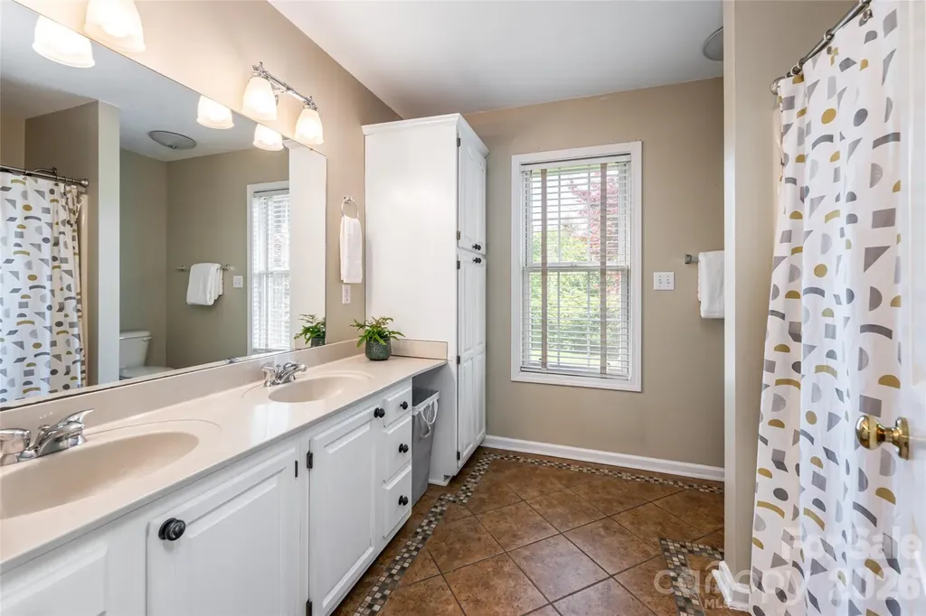 5 Mallory Meadows Court Arden NC 28704
