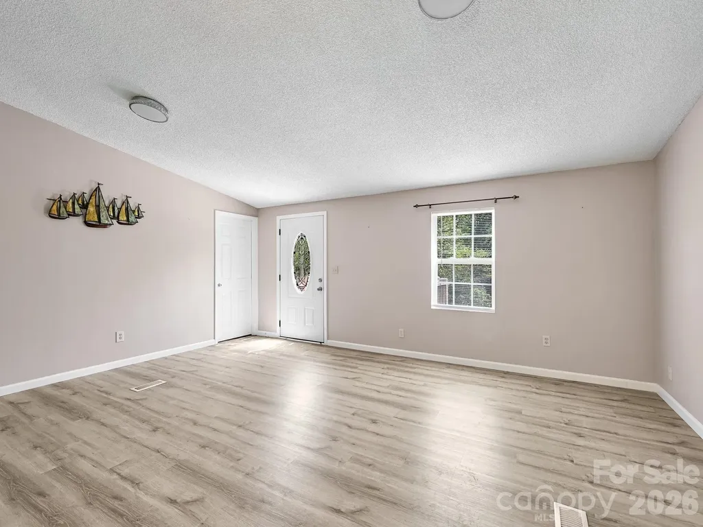 2275 Lamb Mountain Road Hendersonville NC 28792