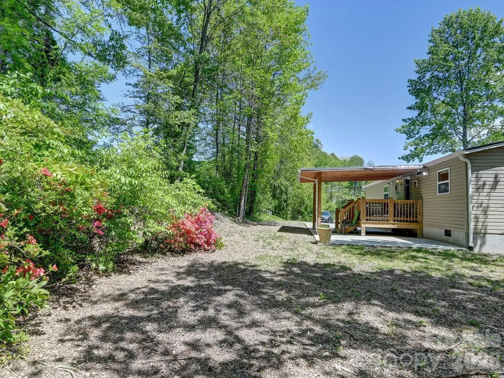 2275 Lamb Mountain Road Hendersonville NC 28792
